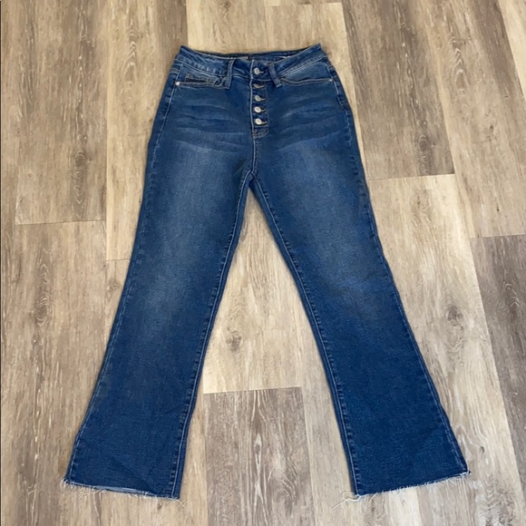 YMI Denim - YMI size 7/28 high rise dream fit jeans